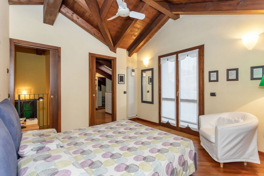 For sale villa in quiet zone Carnate Lombardia foto 29