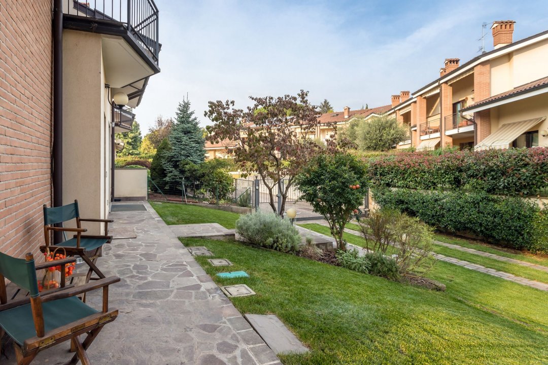 For sale villa in quiet zone Carnate Lombardia foto 6