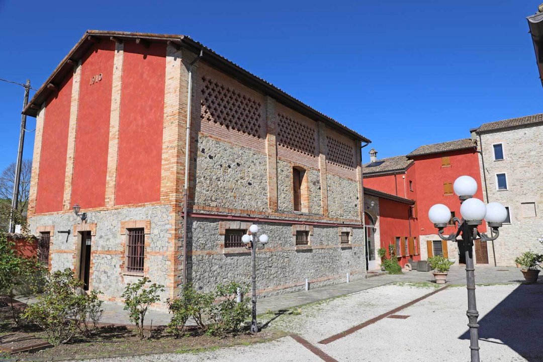 For sale cottage in quiet zone Felino Emilia-Romagna foto 3