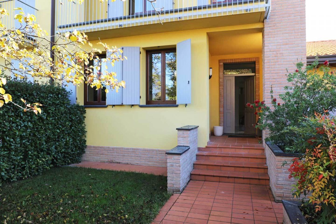 For sale villa in quiet zone Parma Emilia-Romagna foto 4