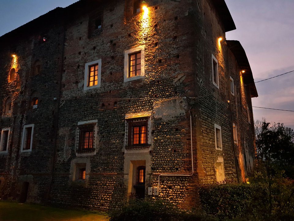For sale castle in quiet zone Biella Piemonte foto 5