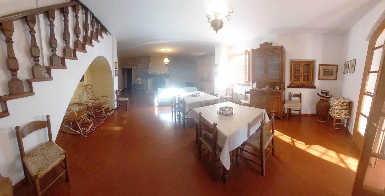 For sale cottage in quiet zone Assisi Umbria foto 6