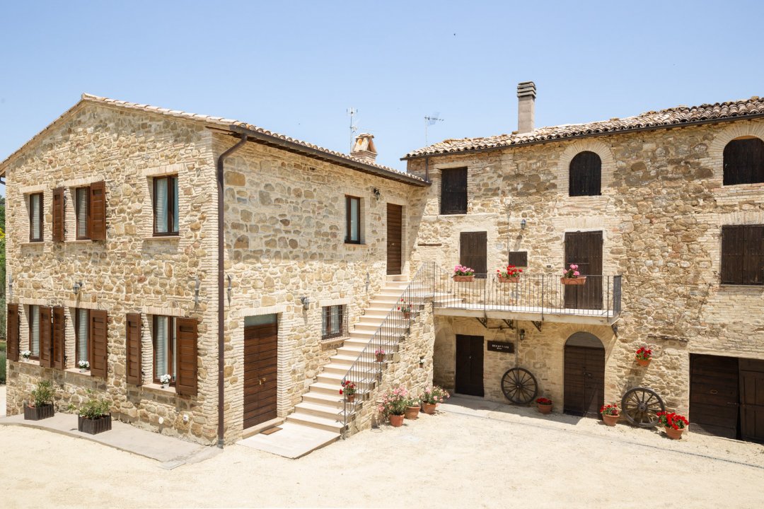 For sale cottage in quiet zone Cannara Umbria foto 17