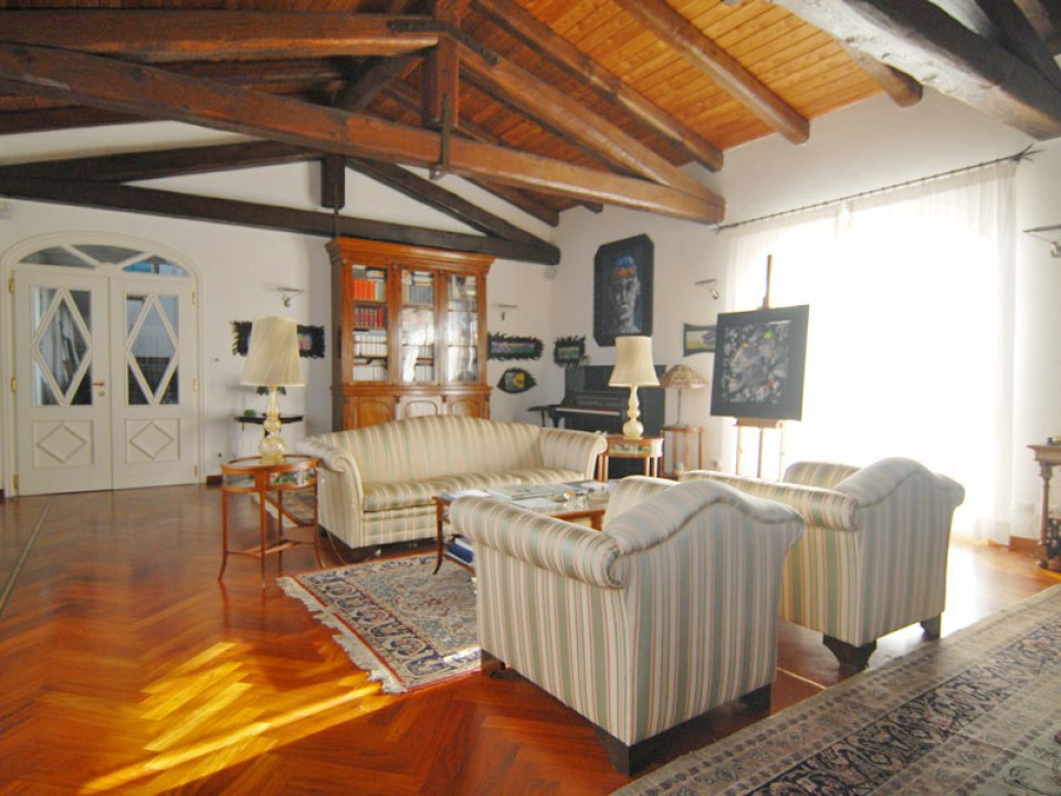 For sale villa in quiet zone Murazzano Piemonte foto 7