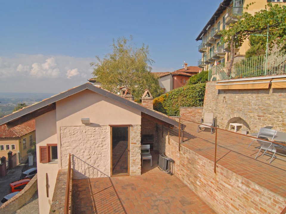 For sale cottage in quiet zone Monforte d´Alba Piemonte foto 6