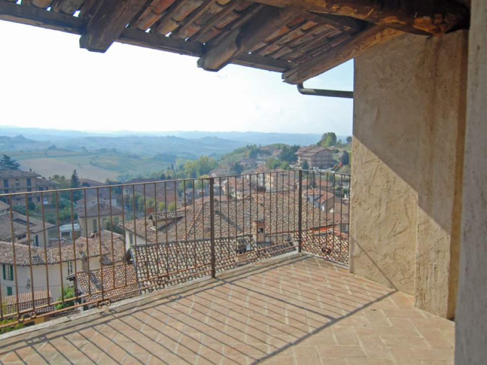 For sale cottage in quiet zone Monforte d´Alba Piemonte foto 10