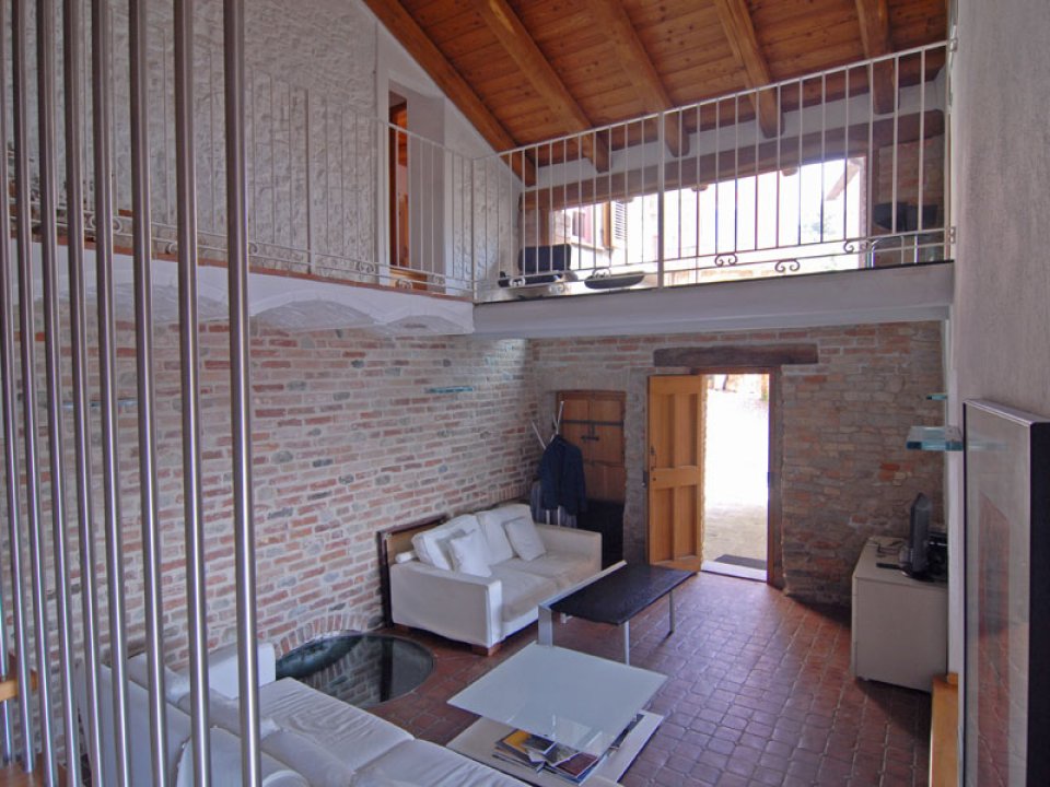 For sale cottage in quiet zone Monforte d´Alba Piemonte foto 2