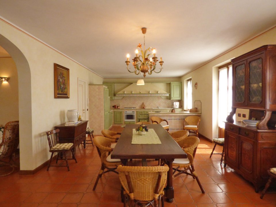 For sale villa in quiet zone Narzole Piemonte foto 17