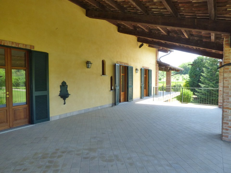 For sale villa in quiet zone Narzole Piemonte foto 10