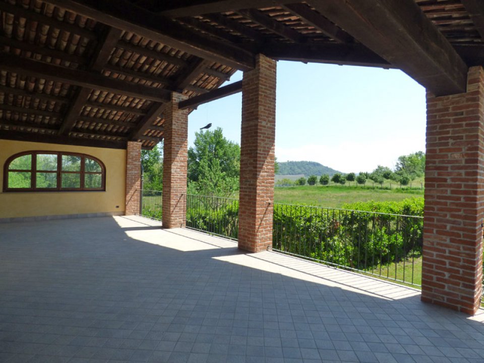 For sale villa in quiet zone Narzole Piemonte foto 12