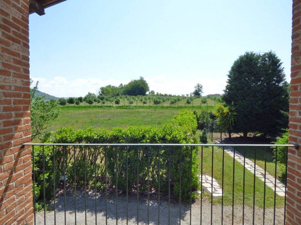 For sale villa in quiet zone Narzole Piemonte foto 14