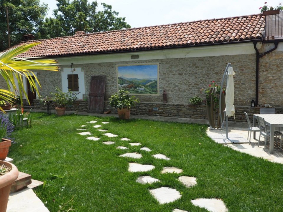 For sale cottage in quiet zone Murazzano Piemonte foto 17