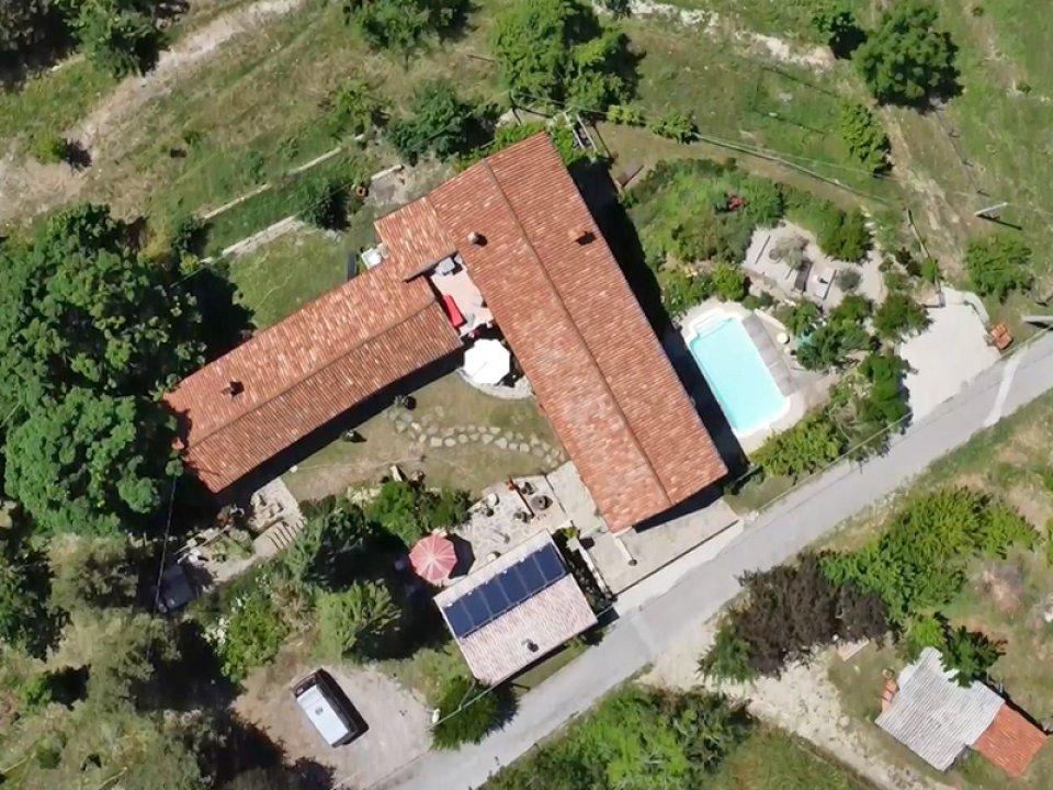 For sale cottage in quiet zone Murazzano Piemonte foto 3