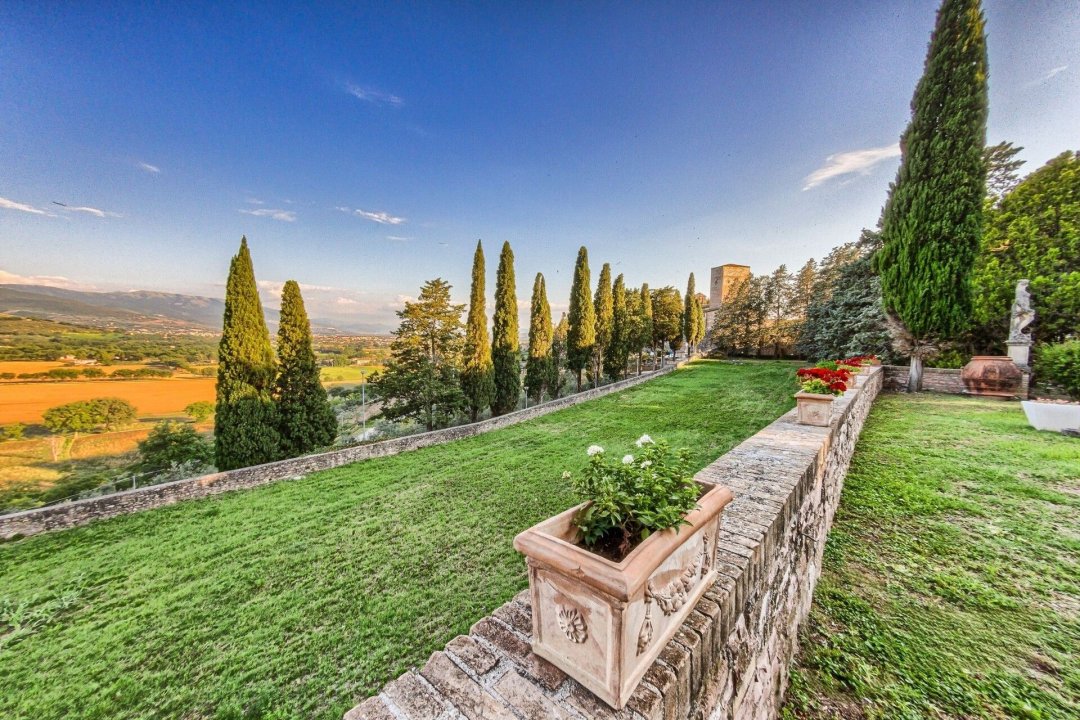 For sale villa in quiet zone Spello Umbria foto 30