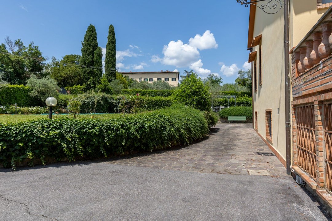 For sale villa in quiet zone Firenze Toscana foto 44
