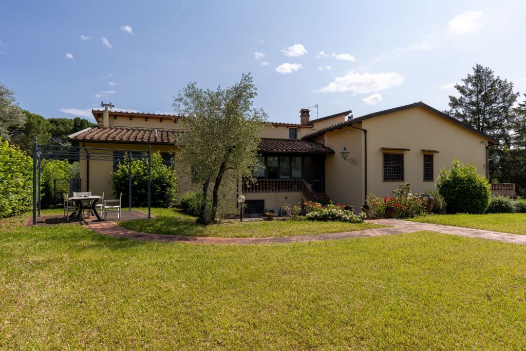 For sale villa in quiet zone Firenze Toscana foto 5