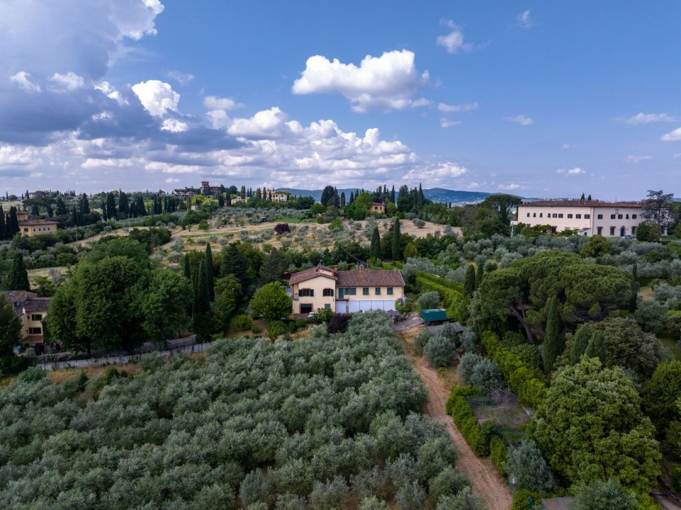 For sale villa in quiet zone Firenze Toscana foto 8
