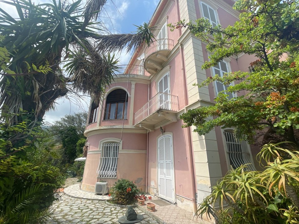 For sale villa by the sea Ventimiglia Liguria foto 3