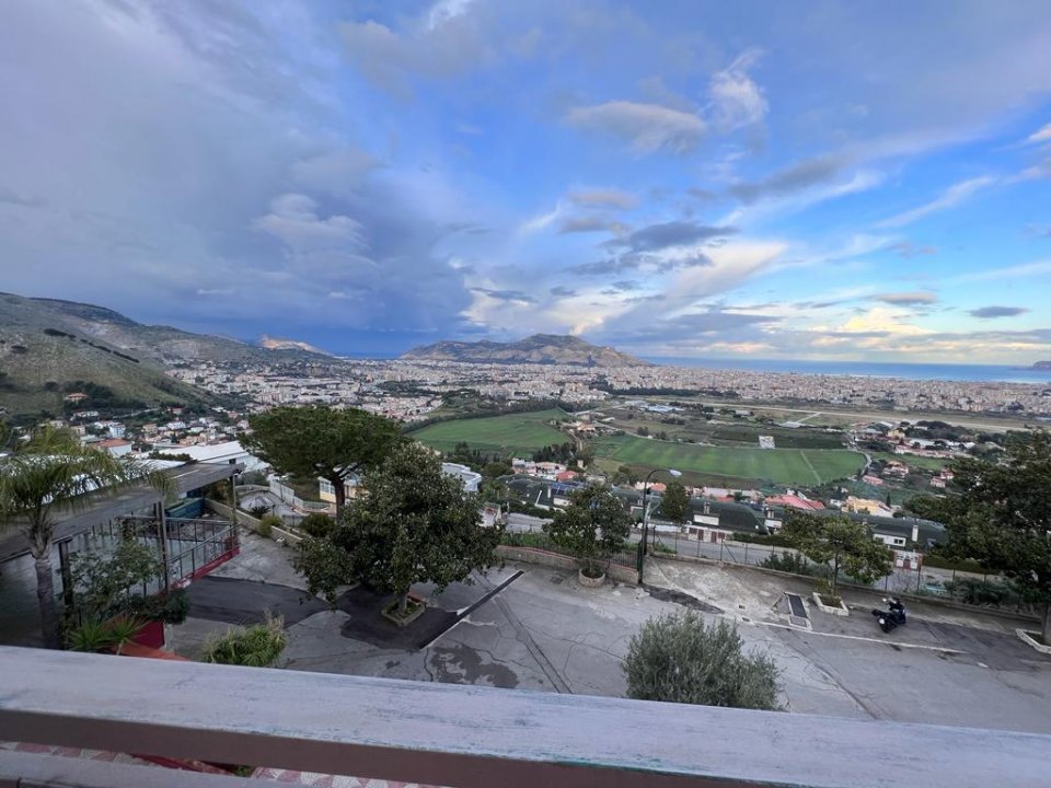 Rent real estate transaction in quiet zone Palermo Sicilia foto 6
