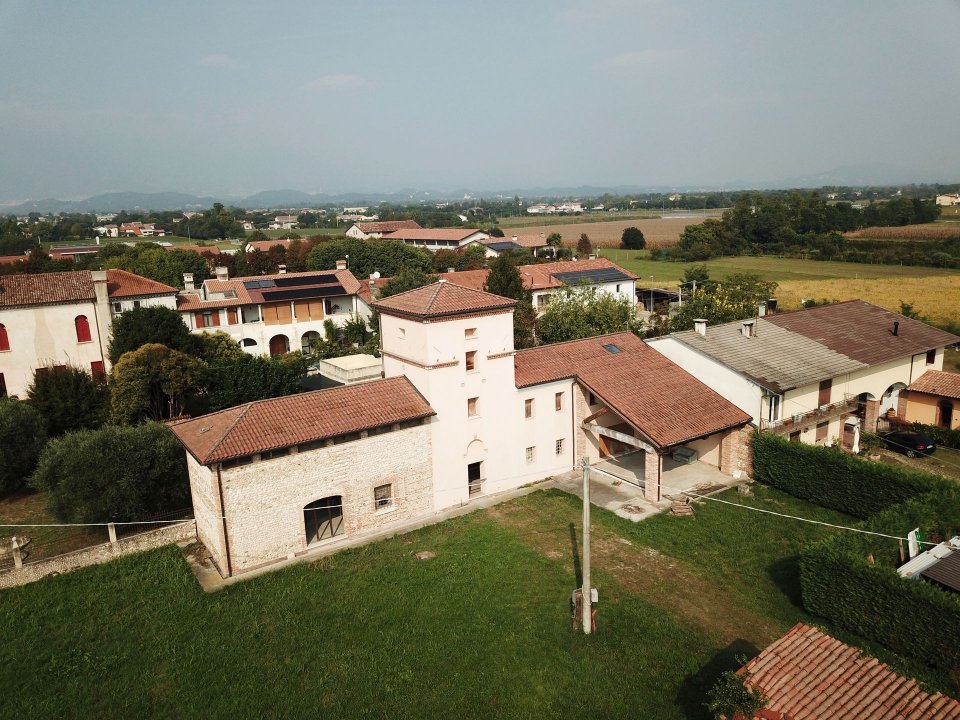 For sale villa in quiet zone Cassola Veneto foto 2