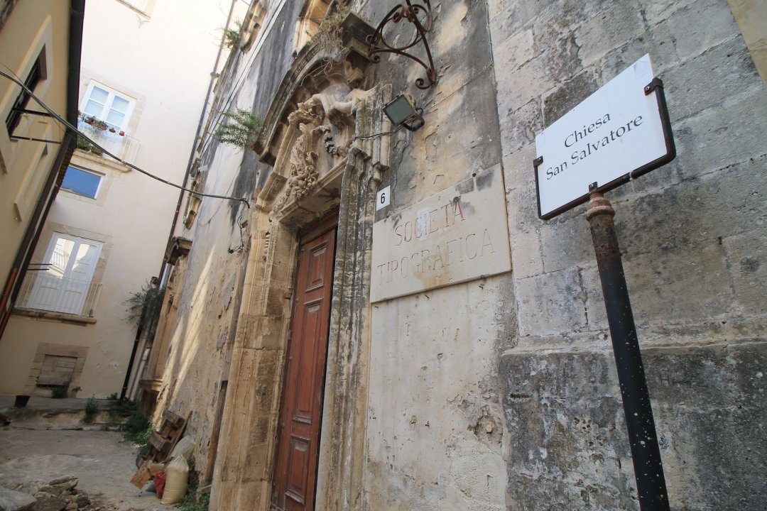 For sale real estate transaction in city Siracusa Sicilia foto 1