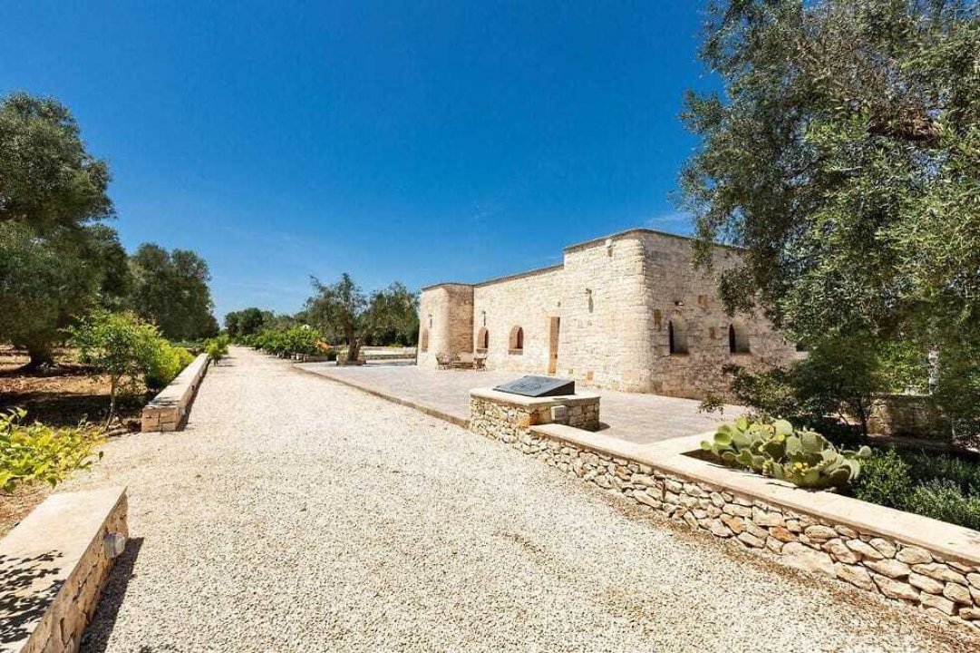 For sale villa in quiet zone San Michele Salentino Puglia foto 9