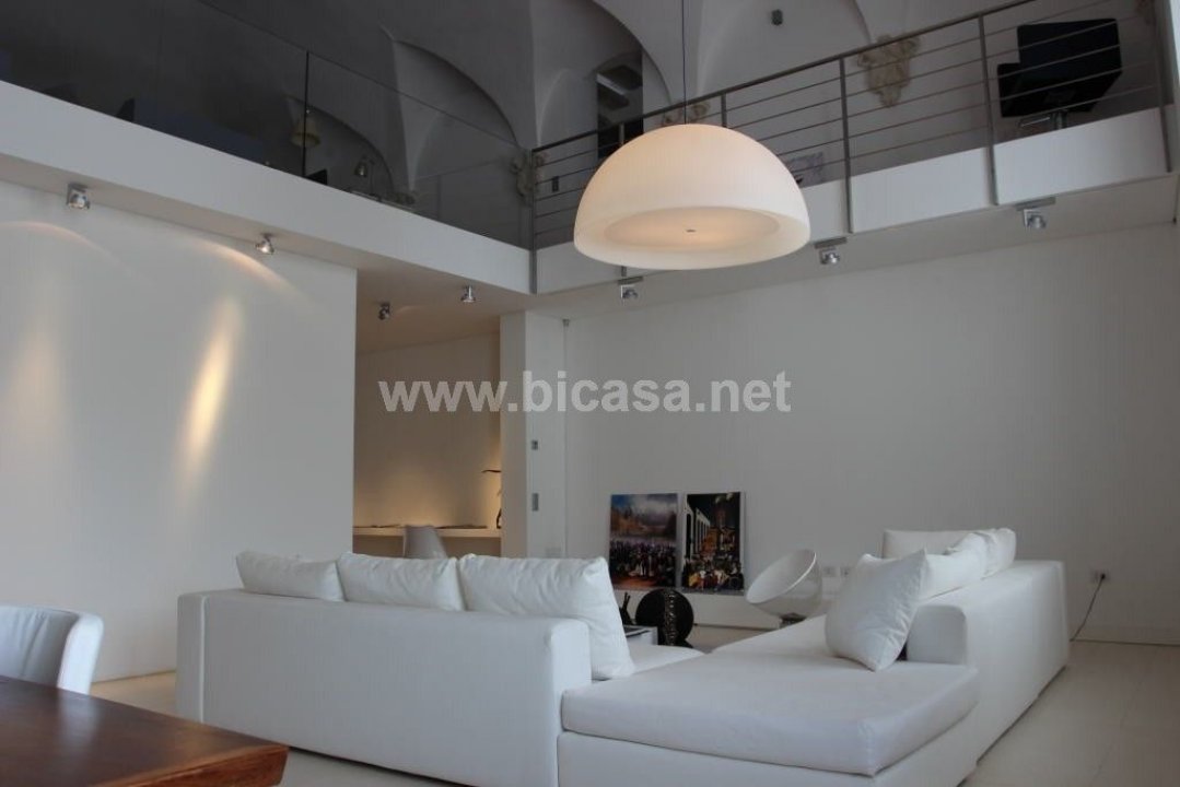For sale real estate transaction in quiet zone Pesaro Marche foto 1