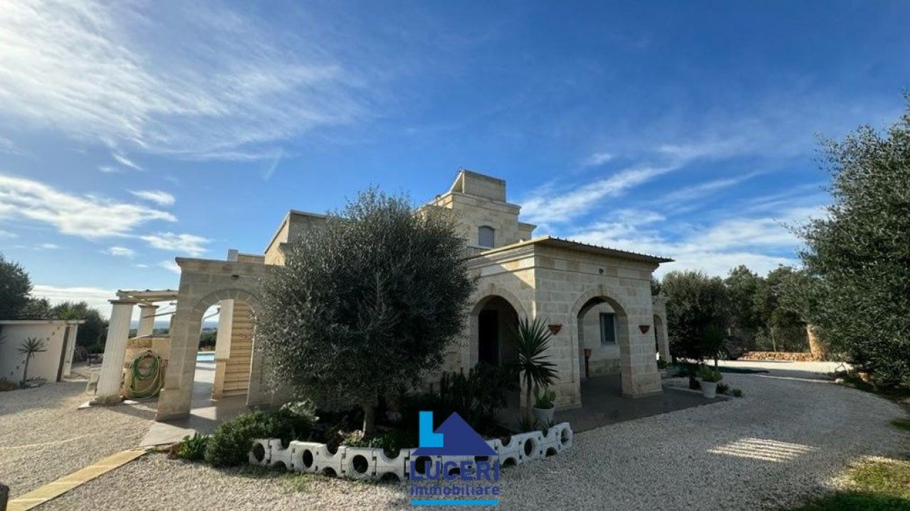 For sale villa in quiet zone Manduria Puglia foto 2
