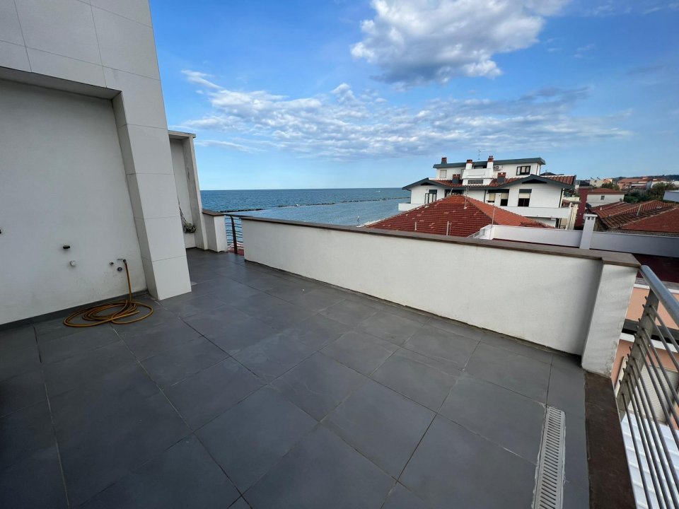 For sale penthouse by the sea Francavilla al Mare Abruzzo foto 7
