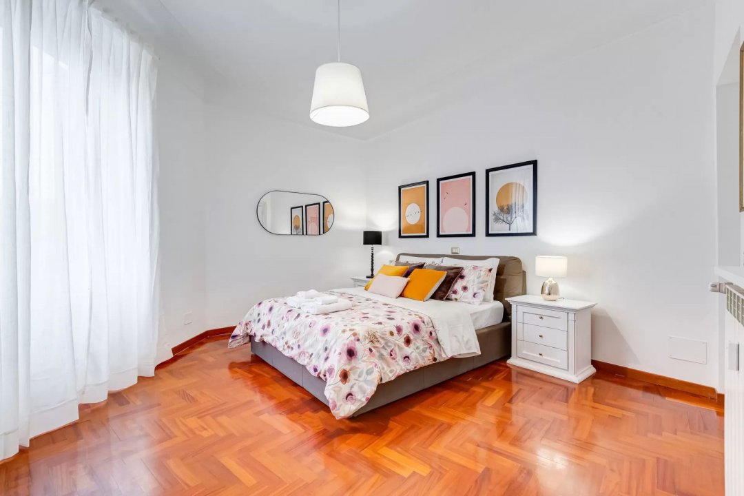Rent apartment in city Roma Lazio foto 1