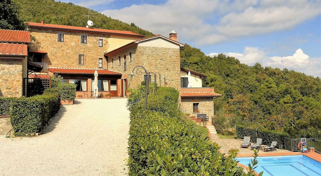 For sale attività commerciale in mountain Serravalle Pistoiese Toscana foto 4