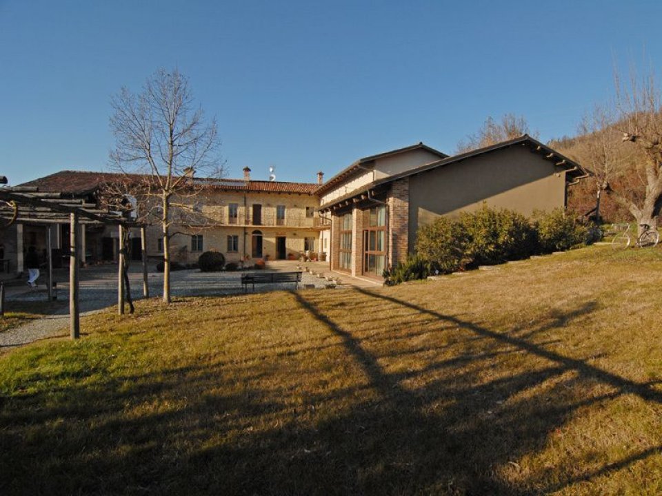 For sale cottage in quiet zone Novello Piemonte foto 40