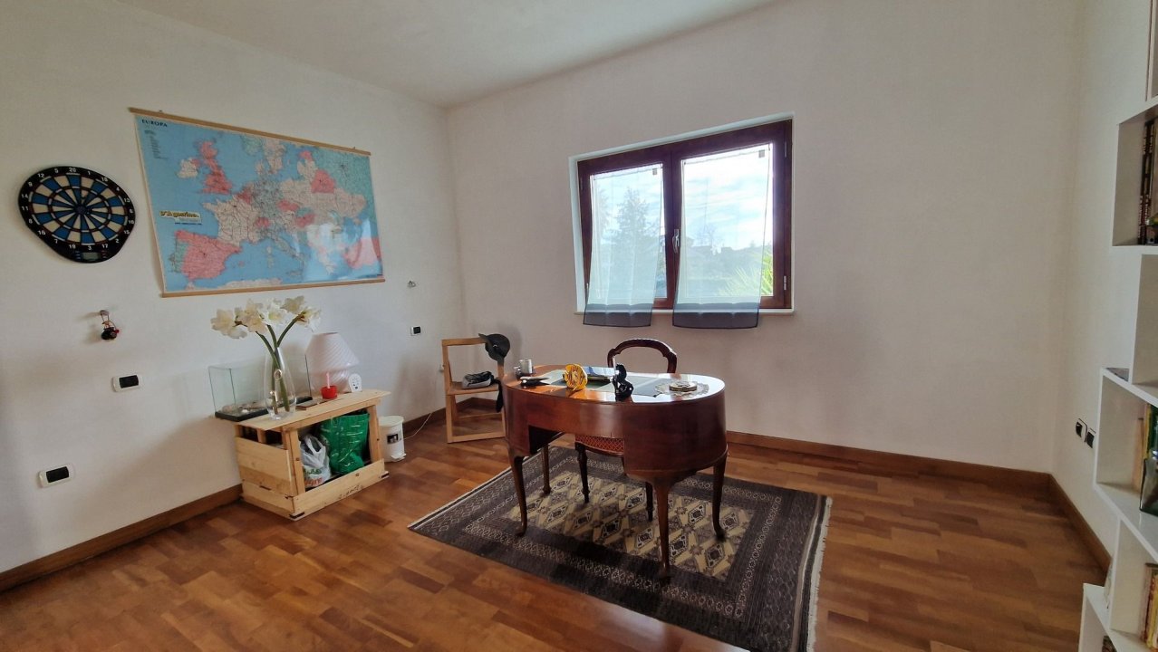 For sale villa in quiet zone Sant´Egidio alla Vibrata Abruzzo foto 33