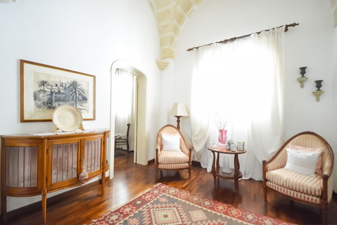 For sale villa in quiet zone San Vito dei Normanni Puglia foto 15