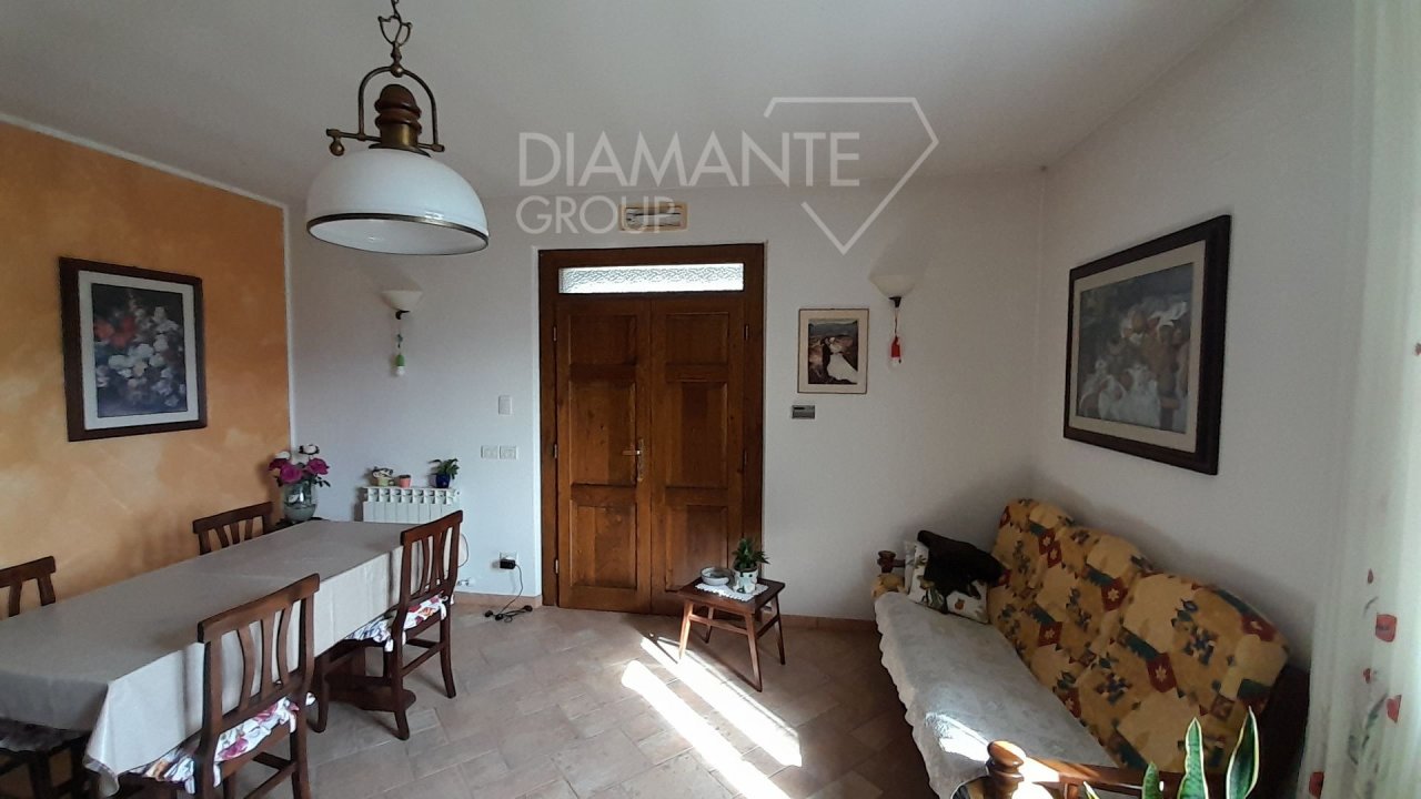 For sale cottage in quiet zone Castel del Piano Toscana foto 6