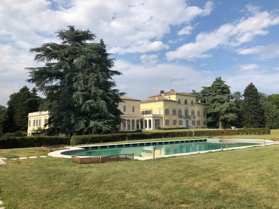 For sale villa in  Parma Emilia-Romagna foto 1