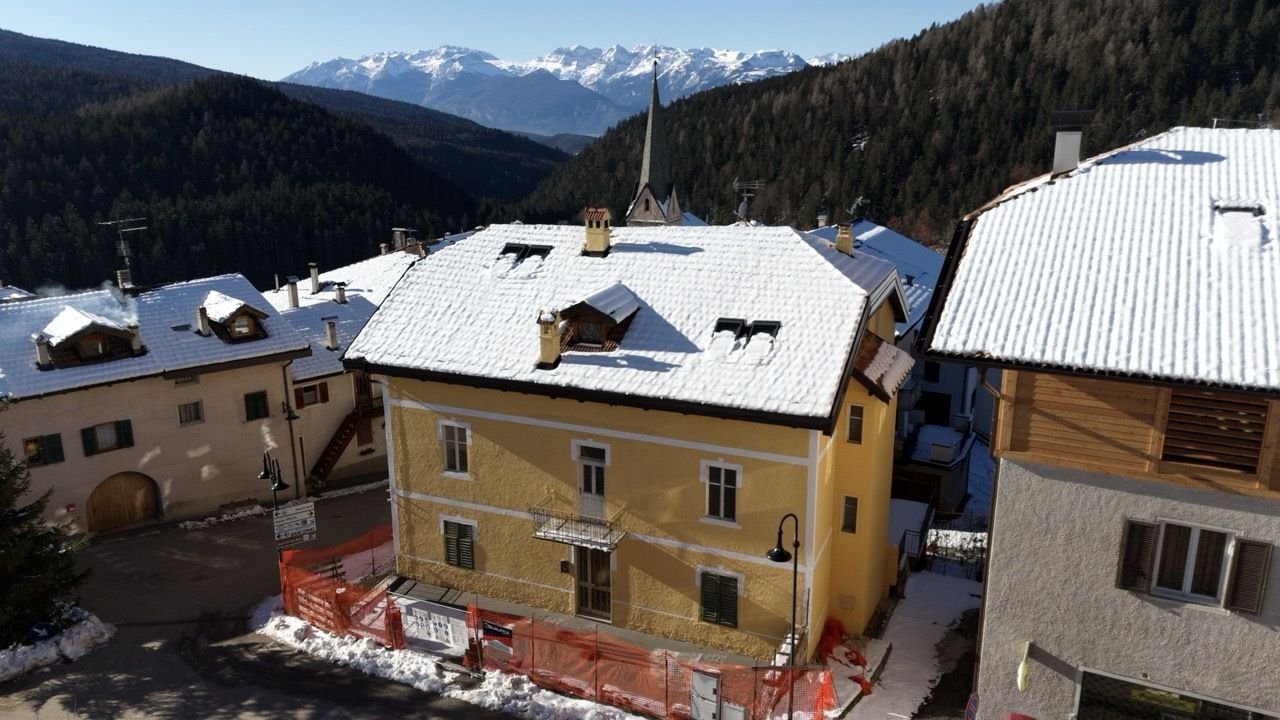 For sale palace in mountain Ruffrè-Mendola Trentino-Alto Adige foto 6
