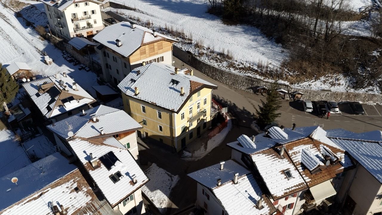 For sale palace in mountain Ruffrè-Mendola Trentino-Alto Adige foto 8