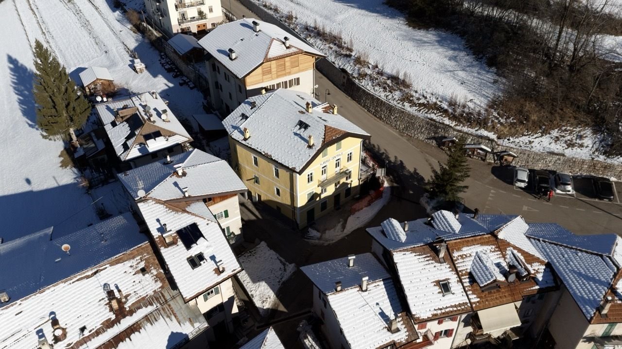 For sale palace in mountain Ruffrè-Mendola Trentino-Alto Adige foto 9