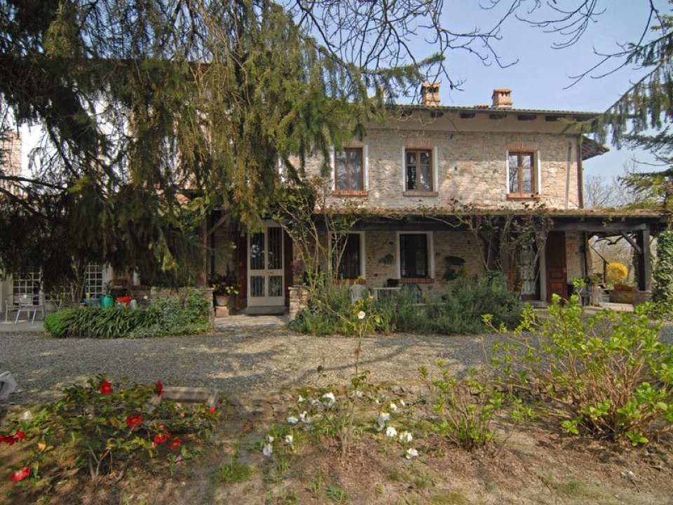 For sale cottage in quiet zone Cerrina Monferrato Piemonte foto 6
