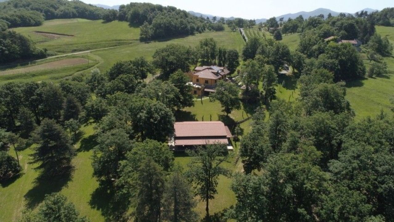 For sale villa in quiet zone Ovada Piemonte foto 3