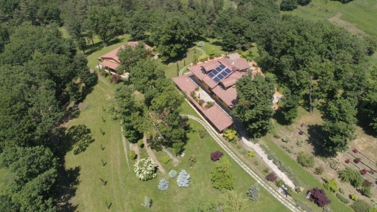 For sale villa in quiet zone Ovada Piemonte foto 1