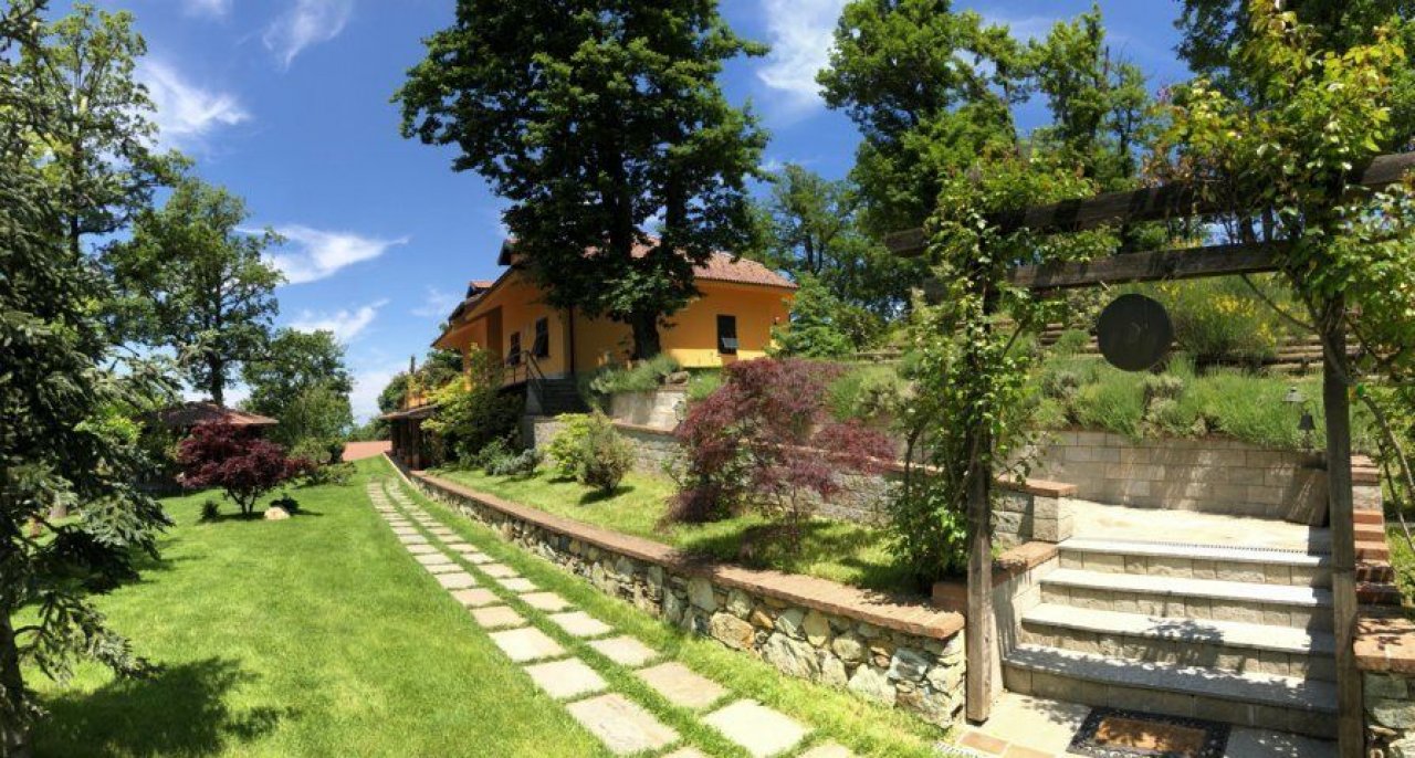 For sale villa in quiet zone Ovada Piemonte foto 18