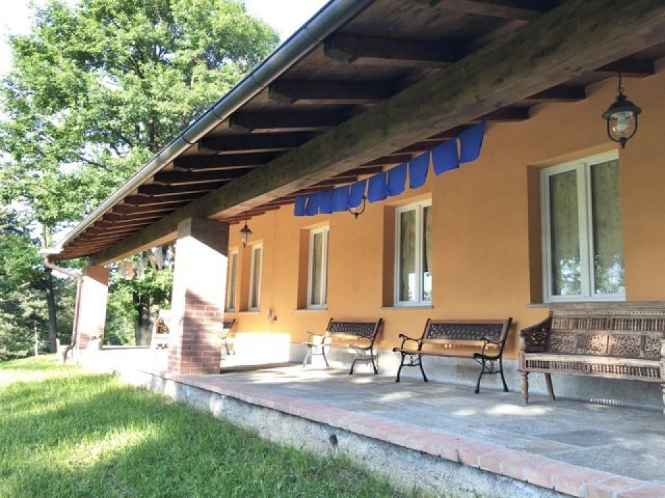 For sale villa in quiet zone Ovada Piemonte foto 29