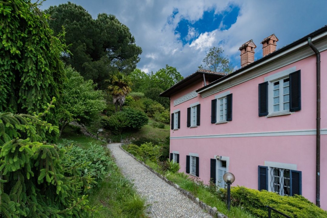 For sale villa in quiet zone Albese con Cassano Lombardia foto 7