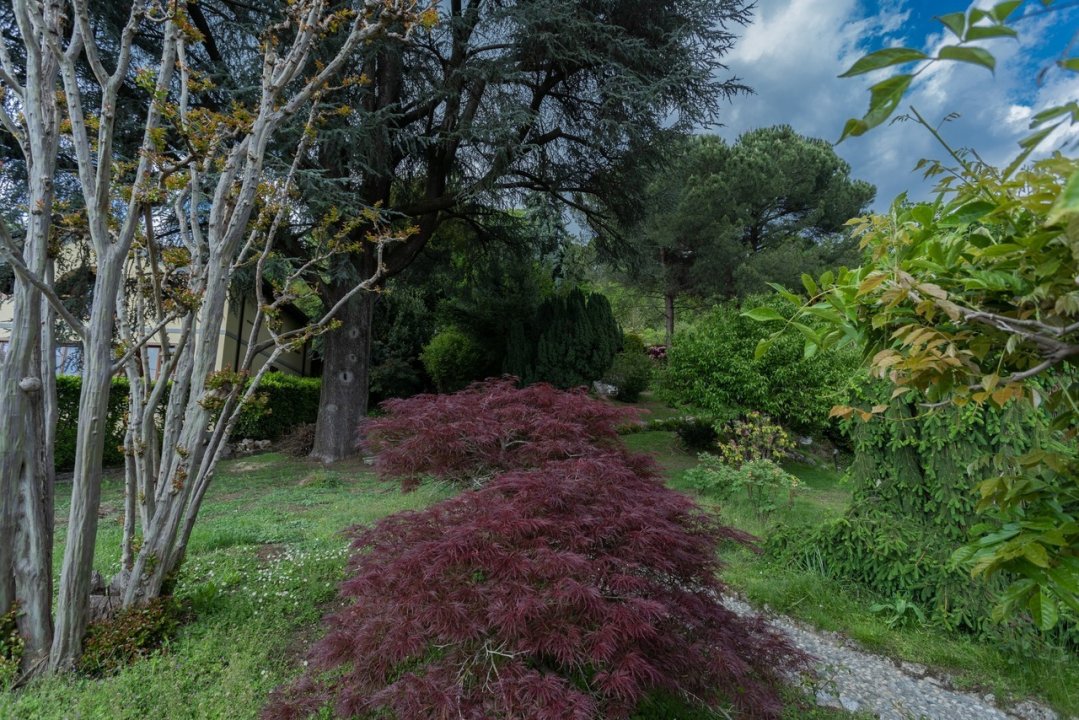 For sale villa in quiet zone Albese con Cassano Lombardia foto 40