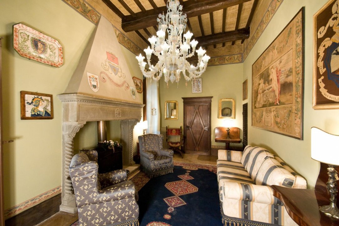 For sale castle in quiet zone Deruta Umbria foto 9