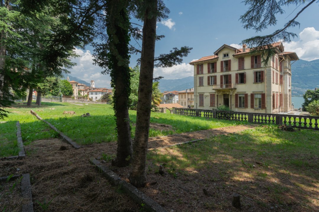 For sale villa by the lake Lovere Lombardia foto 9
